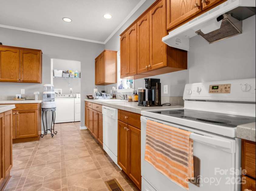 435 Brooks Road Extension, Bostic, NC 28018.  MLS# CAR4313655, YatesRealty ID 5200. 