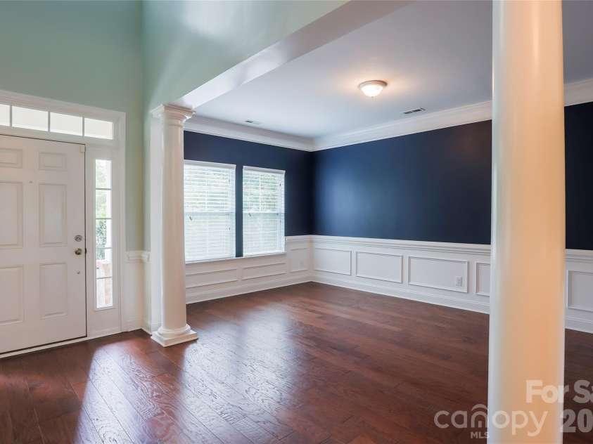 404 Waterlynn Road, Mooresville, NC 28115.  MLS# CAR4405516, YatesRealty ID 52001. 