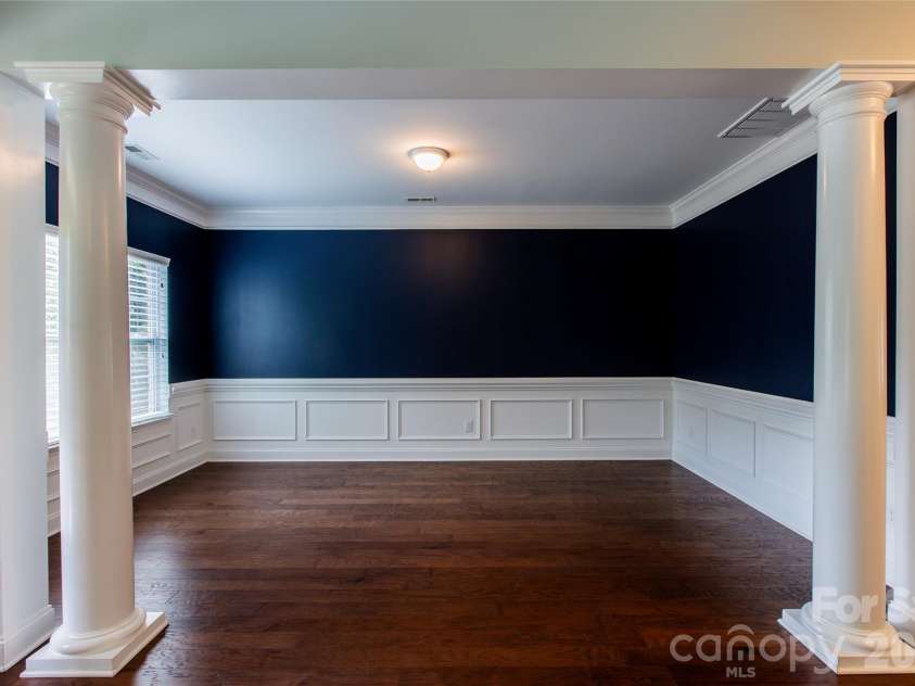 404 Waterlynn Road, Mooresville, NC 28115.  MLS# CAR4405516, YatesRealty ID 52001. 