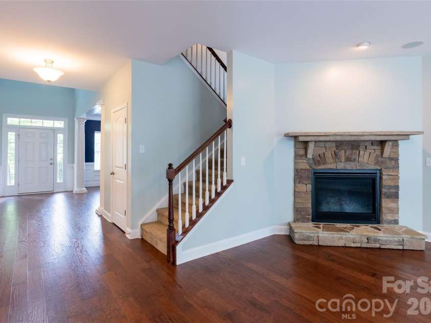 404 Waterlynn Road, Mooresville, NC 28115.  MLS# CAR4405516, YatesRealty ID 52001. 