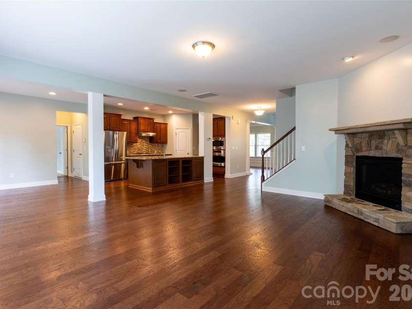 404 Waterlynn Road, Mooresville, NC 28115.  MLS# CAR4405516, YatesRealty ID 52001. 