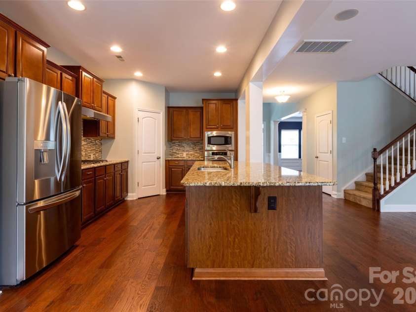 404 Waterlynn Road, Mooresville, NC 28115.  MLS# CAR4405516, YatesRealty ID 52001. 