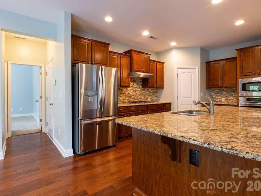 404 Waterlynn Road, Mooresville, NC 28115.  MLS# CAR4405516, YatesRealty ID 52001. 