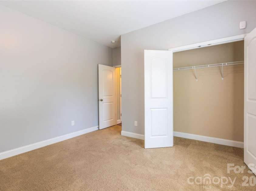 404 Waterlynn Road, Mooresville, NC 28115.  MLS# CAR4405516, YatesRealty ID 52001. 