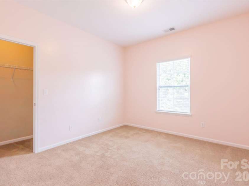 404 Waterlynn Road, Mooresville, NC 28115.  MLS# CAR4405516, YatesRealty ID 52001. 