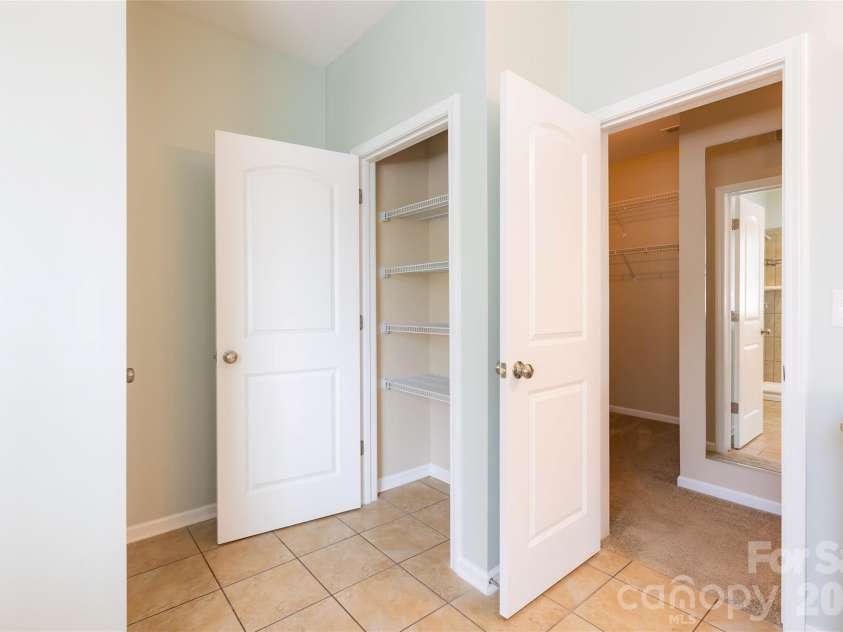 404 Waterlynn Road, Mooresville, NC 28115.  MLS# CAR4405516, YatesRealty ID 52001. 