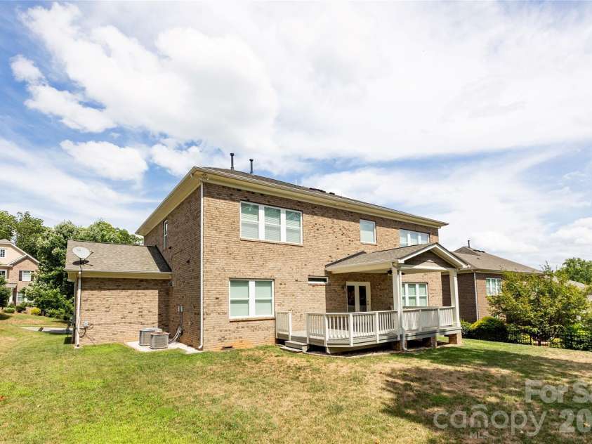 404 Waterlynn Road, Mooresville, NC 28115.  MLS# CAR4405516, YatesRealty ID 52001. 
