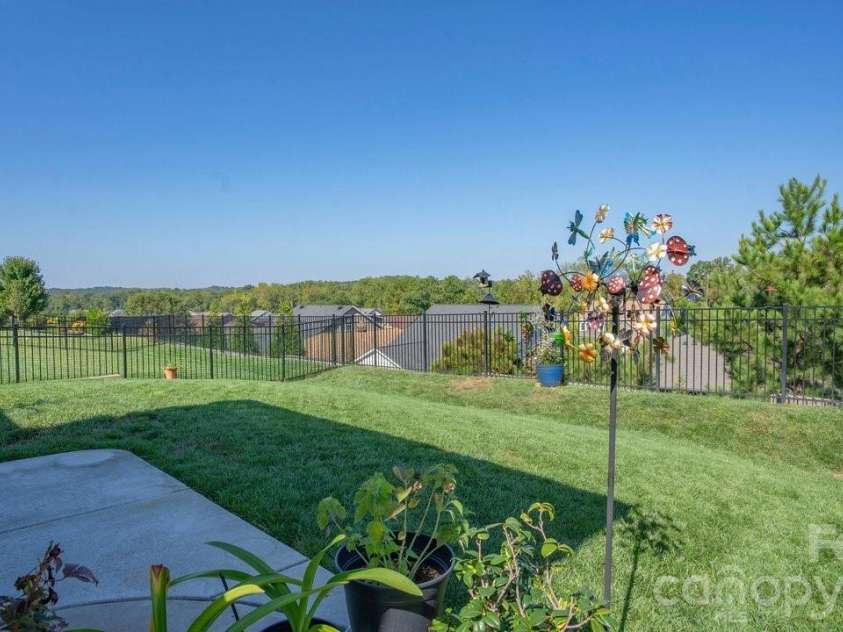6249 Raven Rock Drive, Denver, NC 28037.  MLS# CAR4424337, YatesRealty ID 52002. 
