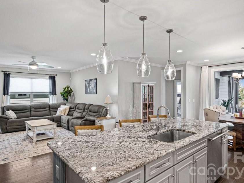 6249 Raven Rock Drive, Denver, NC 28037.  MLS# CAR4424337, YatesRealty ID 52002. 