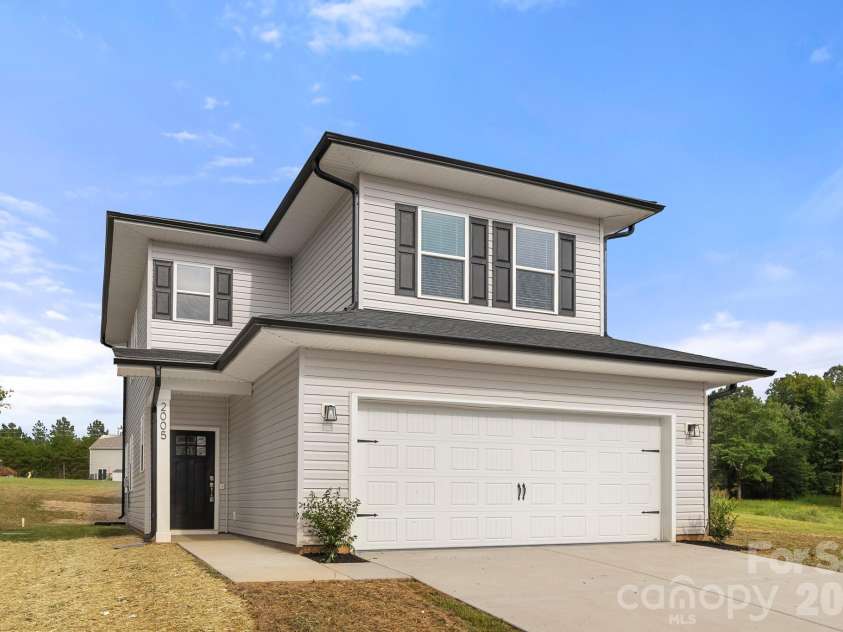 2005 Germany Drive, Dallas, NC 28034.  MLS# CAR4425875, YatesRealty ID 52006. 