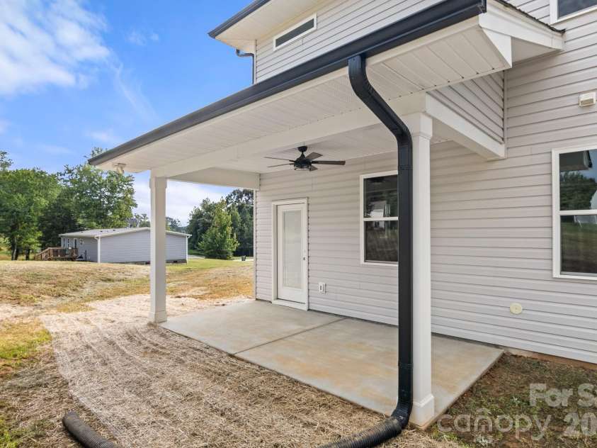 2005 Germany Drive, Dallas, NC 28034.  MLS# CAR4425875, YatesRealty ID 52006. 