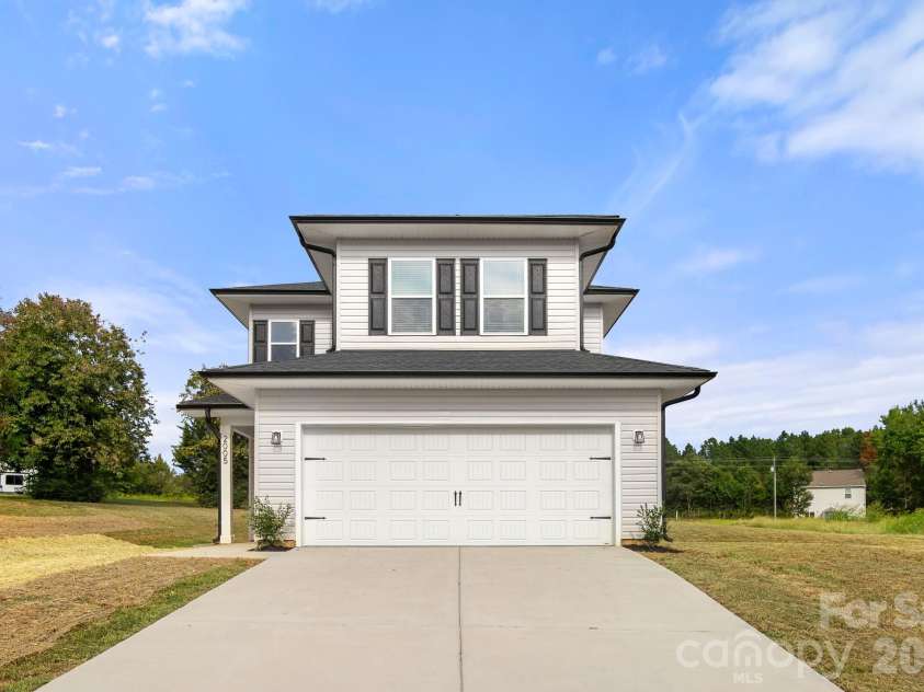 2005 Germany Drive, Dallas, NC 28034.  MLS# CAR4425875, YatesRealty ID 52006. 