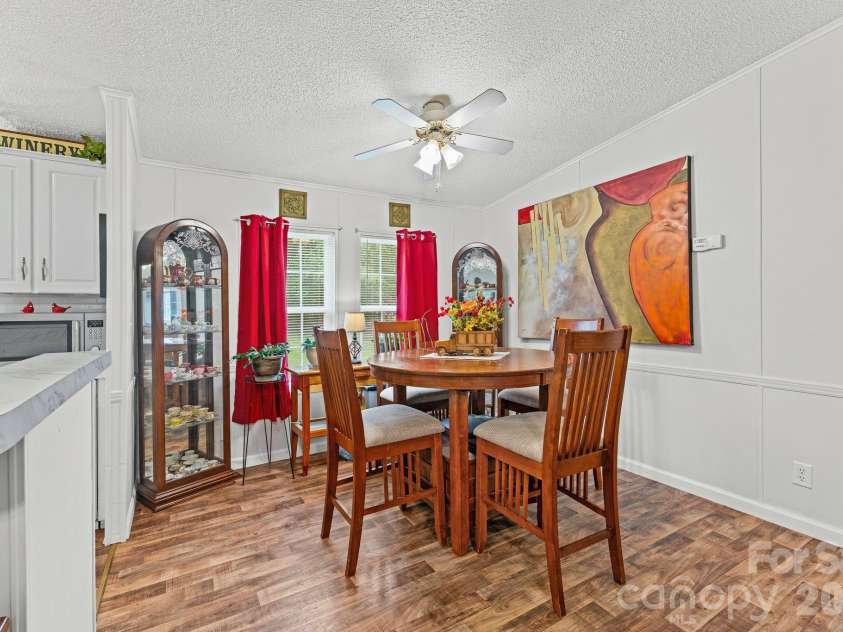 121 Regatta Lane, Mooresville, NC 28115.  MLS# CAR4426192, YatesRealty ID 52008. 