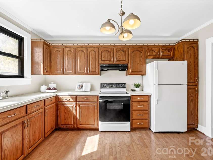 5135 Tucker Avenue, Kannapolis, NC 28081.  MLS# CAR4359528, YatesRealty ID 5201. 