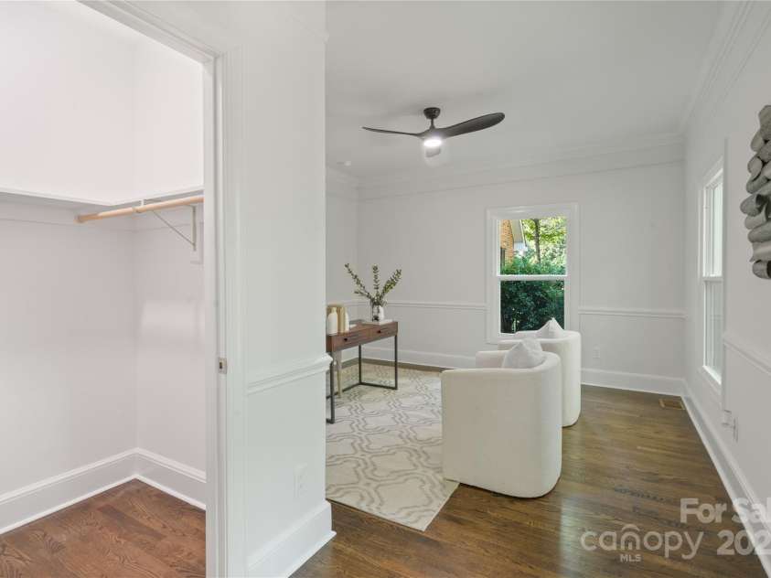 8503 Foxbridge Drive, Matthews, NC 28104.  MLS# CAR4179020, YatesRealty ID 5201. 