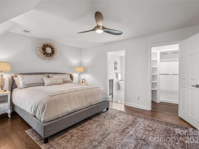 8503 Foxbridge Drive, Matthews, NC 28104.  MLS# CAR4179020, YatesRealty ID 5201. 