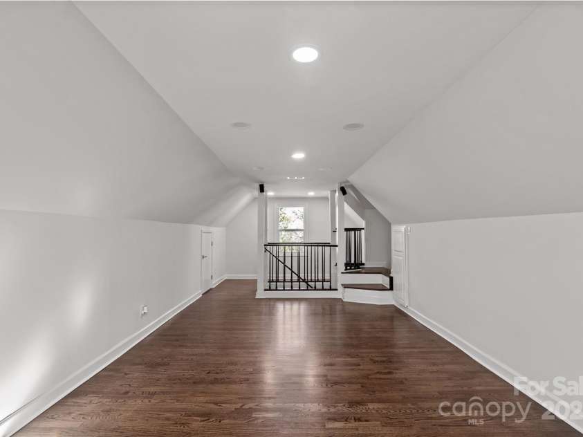 8503 Foxbridge Drive, Matthews, NC 28104.  MLS# CAR4179020, YatesRealty ID 5201. 