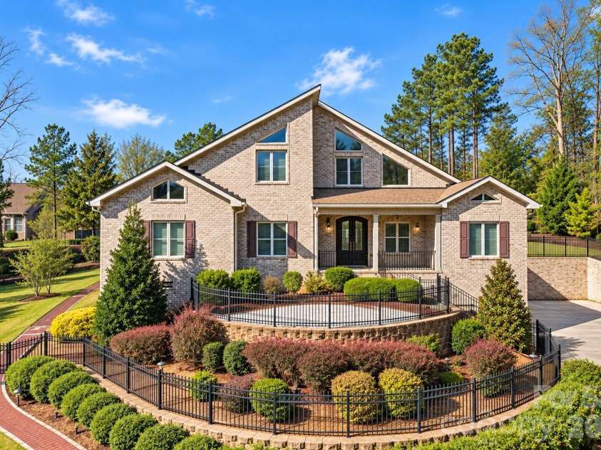 1024 Lyndon Drive, Lancaster, SC 29720.  MLS# CAR4426514, YatesRealty ID 52010. 