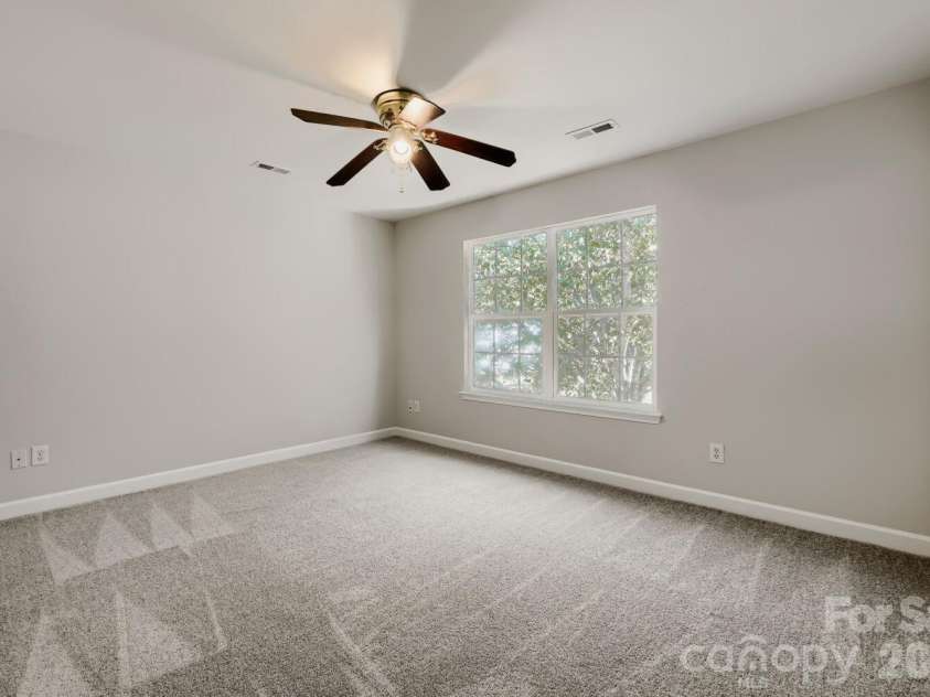 4125 Brawer Farm Drive, Charlotte, NC 28269.  MLS# CAR4426371, YatesRealty ID 52011. 