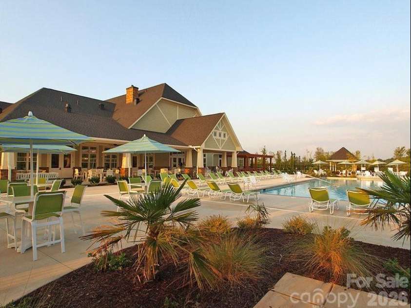 17520 Inver Drive, Cornelius, NC 28031.  MLS# CAR4426017, YatesRealty ID 52013. 