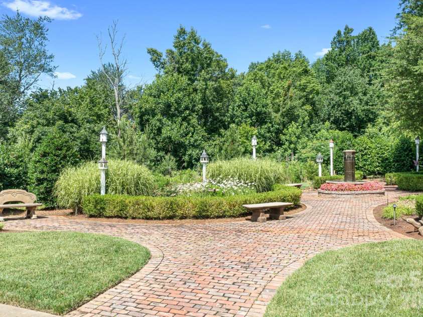 17520 Inver Drive, Cornelius, NC 28031.  MLS# CAR4426017, YatesRealty ID 52013. 