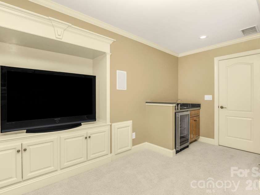 106 Sycamore Commons Lane, Bermuda Run, NC 27006.  MLS# CAR4426186, YatesRealty ID 52015. 