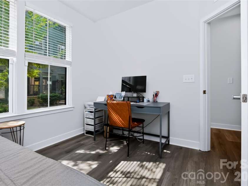 505 Cubitt Court, Charlotte, NC 28205.  MLS# CAR4424707, YatesRealty ID 52016. 