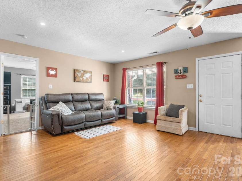 4218 Piney Road, Morganton, NC 28655.  MLS# CAR4425976, YatesRealty ID 52018. 