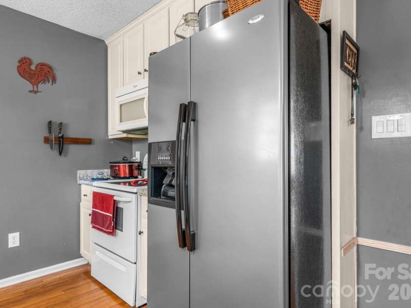 4218 Piney Road, Morganton, NC 28655.  MLS# CAR4425976, YatesRealty ID 52018. 