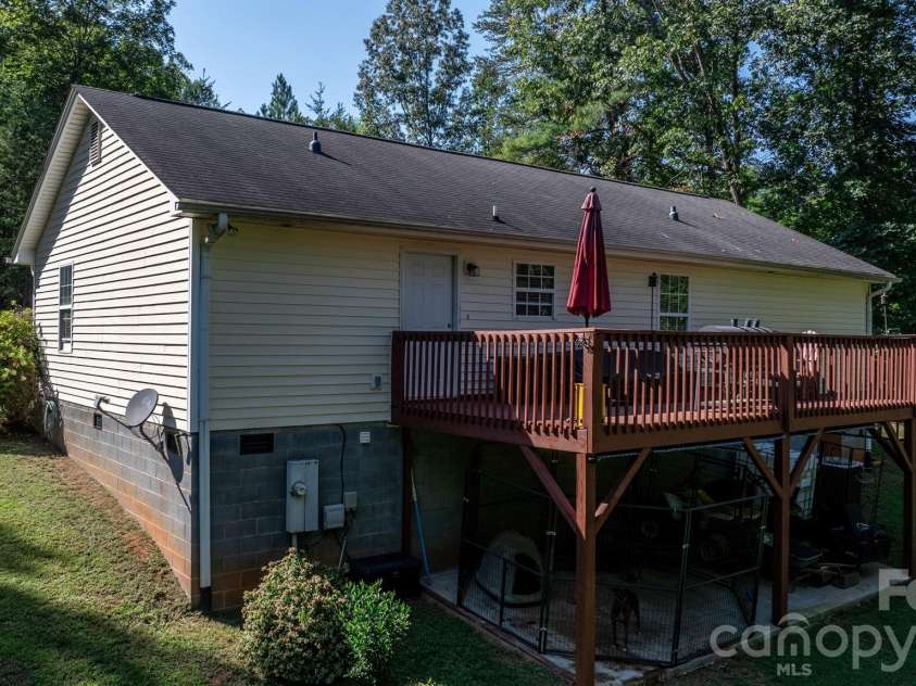 4218 Piney Road, Morganton, NC 28655.  MLS# CAR4425976, YatesRealty ID 52018. 
