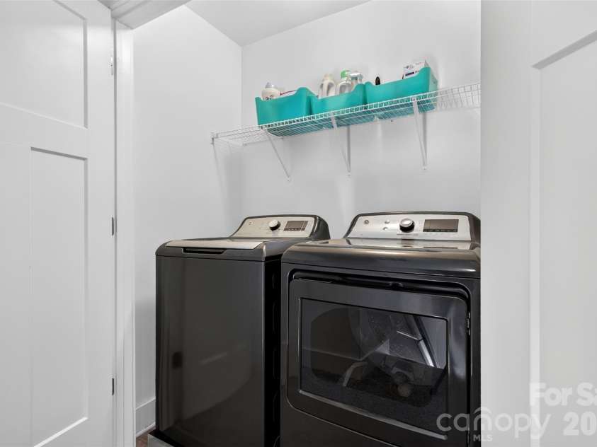 15 Greenly Lane, Fletcher, NC 28732.  MLS# CAR4420820, YatesRealty ID 52019. 