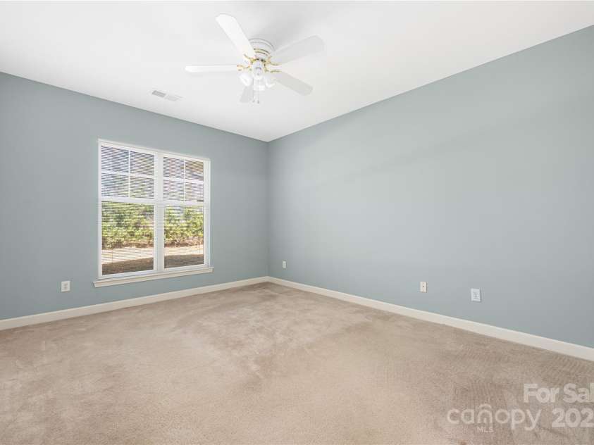 16312 Redstone Mountain Lane, Charlotte, NC 28277.  MLS# CAR4237110, YatesRealty ID 5202. Primary bedroom