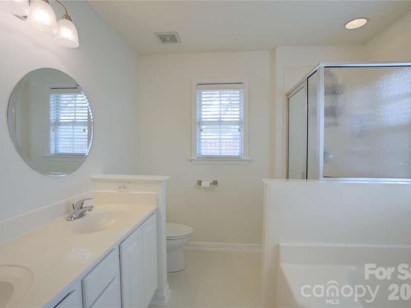 365 Running Briar Road, Fletcher, NC 28732.  MLS# CAR4342535, YatesRealty ID 5202. 