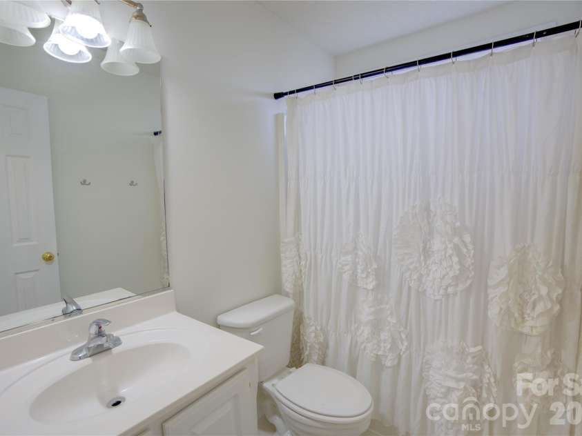 365 Running Briar Road, Fletcher, NC 28732.  MLS# CAR4342535, YatesRealty ID 5202. 