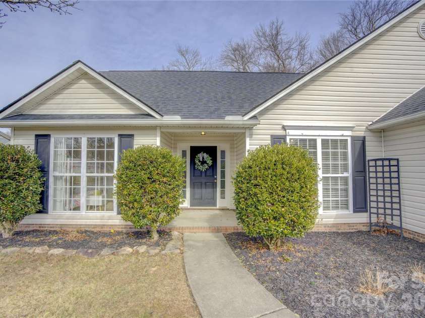 365 Running Briar Road, Fletcher, NC 28732.  MLS# CAR4342535, YatesRealty ID 5202. 
