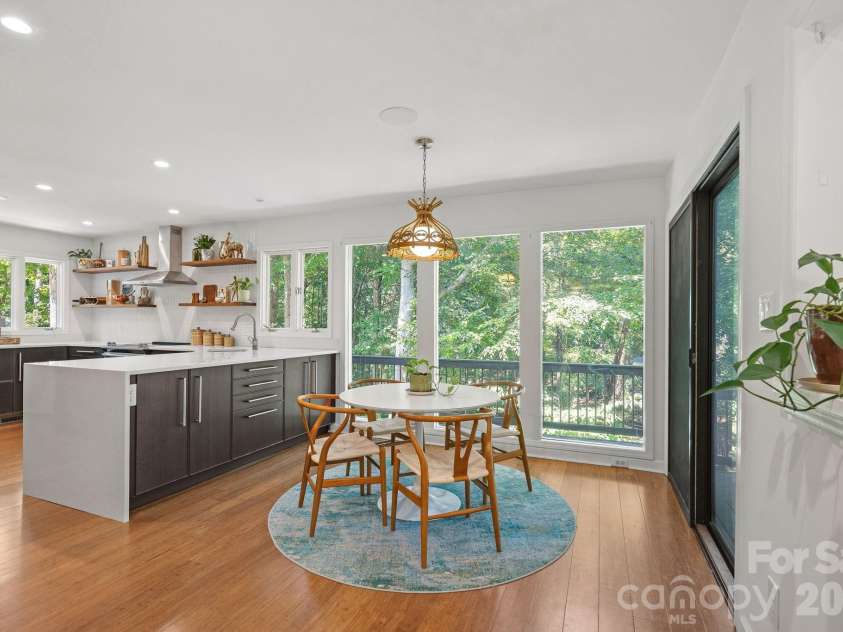 3100 Indian Rock Road, Charlotte, NC 28270.  MLS# CAR4425804, YatesRealty ID 52020. 