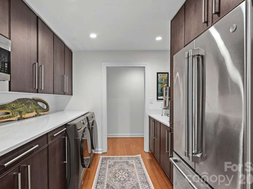 3100 Indian Rock Road, Charlotte, NC 28270.  MLS# CAR4425804, YatesRealty ID 52020. 