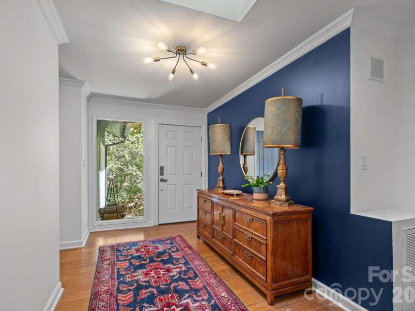 3100 Indian Rock Road, Charlotte, NC 28270.  MLS# CAR4425804, YatesRealty ID 52020. Entryway