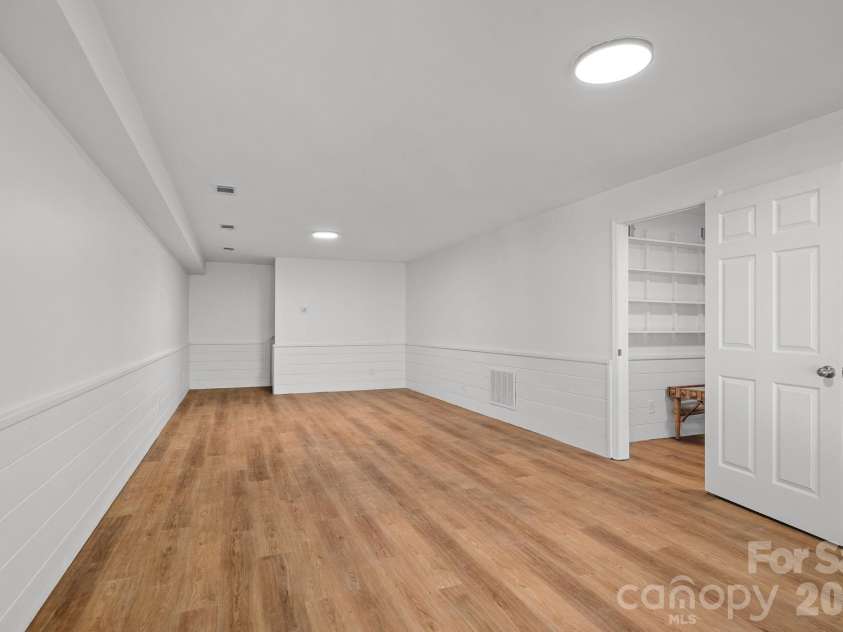 3100 Indian Rock Road, Charlotte, NC 28270.  MLS# CAR4425804, YatesRealty ID 52020. Walkout Basement