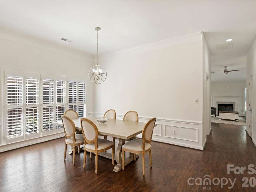 7035 Walton Heath Lane, Charlotte, NC 28277.  MLS# CAR4425336, YatesRealty ID 52022. 