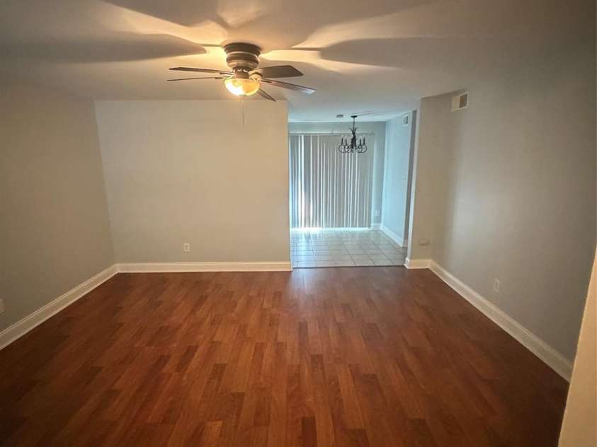 1914 Meadowlark Lane, Charlotte, NC 28210.  MLS# CAR4425657, YatesRealty ID 52024. 