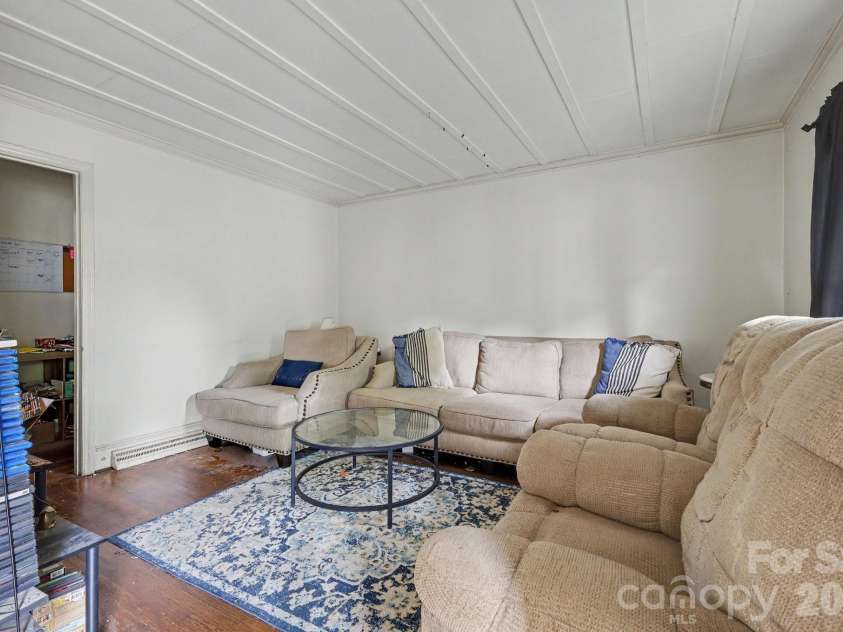 321 Bost Street, Statesville, NC 28677.  MLS# CAR4425999, YatesRealty ID 52025. 