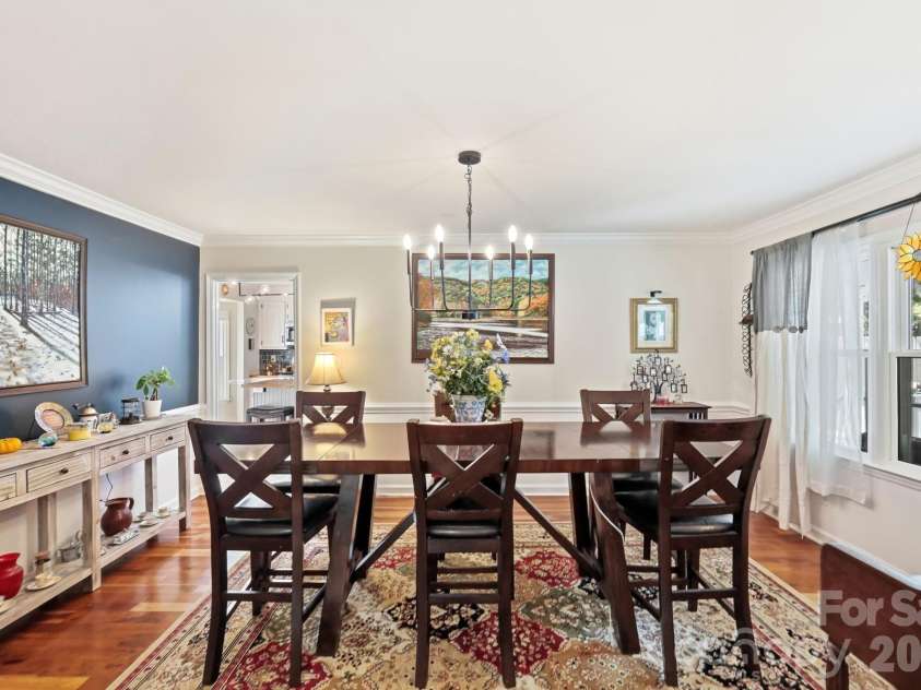 7812 Ridgeloch Place, Charlotte, NC 28226.  MLS# CAR4421336, YatesRealty ID 52029. 