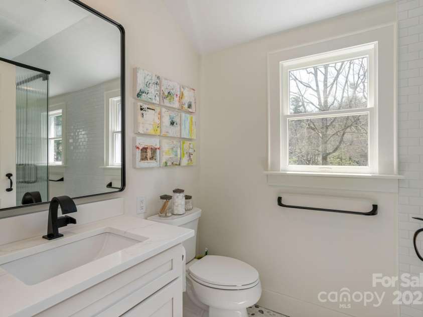 205 GREENLEAF Drive, Flat Rock, NC 28731.  MLS# CAR4244571, YatesRealty ID 5203. 