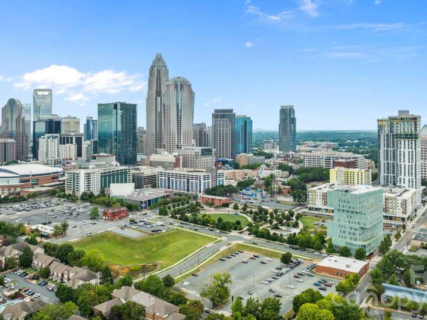 773 Alexander Street, Charlotte, NC 28202.  MLS# CAR4346305, YatesRealty ID 5203. 