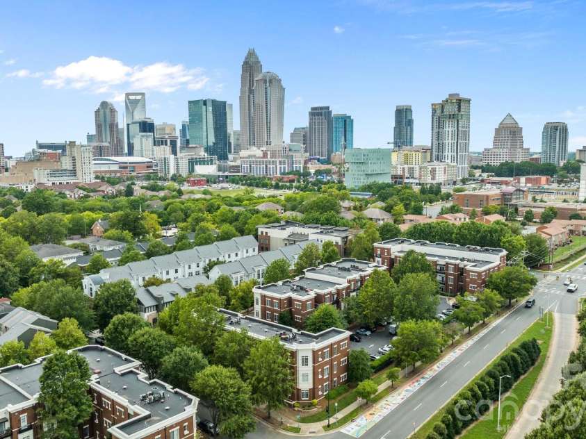 773 Alexander Street, Charlotte, NC 28202.  MLS# CAR4346305, YatesRealty ID 5203. 