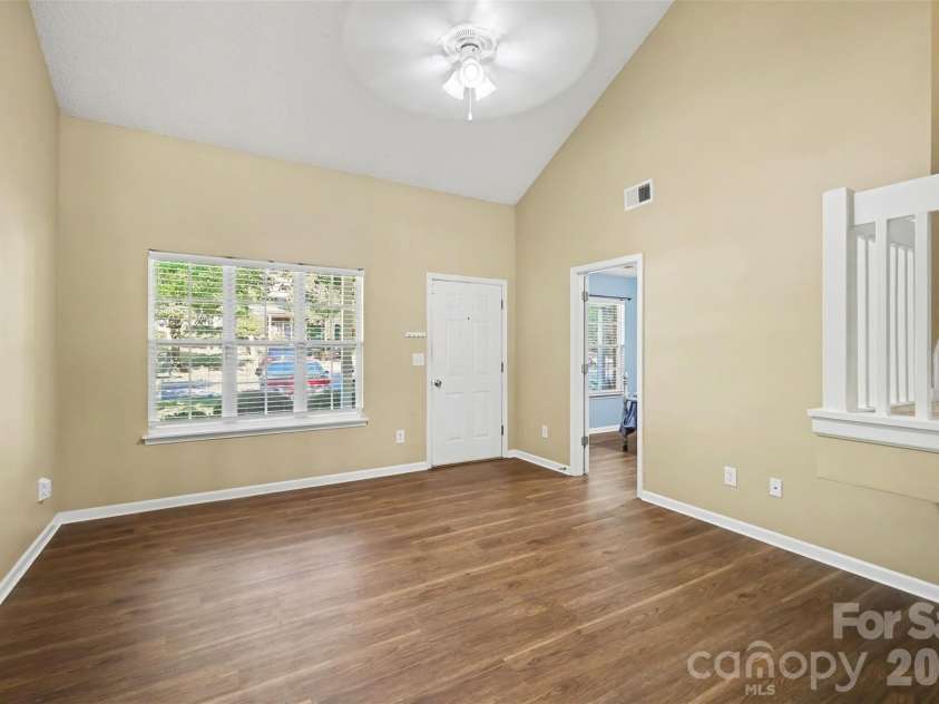 10134 Frosty Lane, Charlotte, NC 28216.  MLS# CAR4424329, YatesRealty ID 52030. 