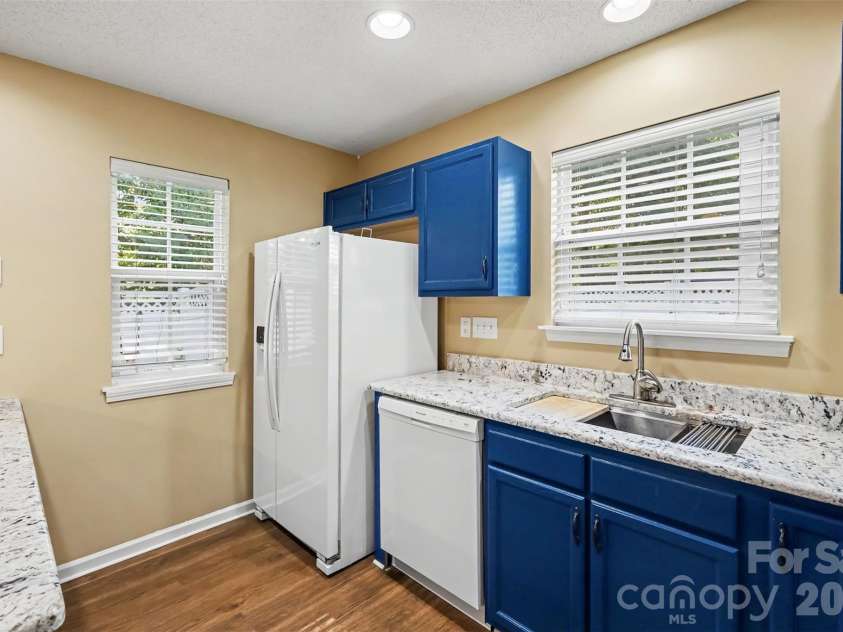 10134 Frosty Lane, Charlotte, NC 28216.  MLS# CAR4424329, YatesRealty ID 52030. 