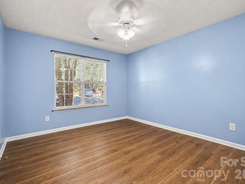 10134 Frosty Lane, Charlotte, NC 28216.  MLS# CAR4424329, YatesRealty ID 52030. 