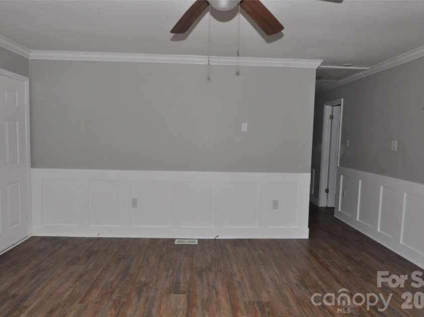 554 Gardendale Circle, Chester, SC 29706.  MLS# CAR4425589, YatesRealty ID 52032. 